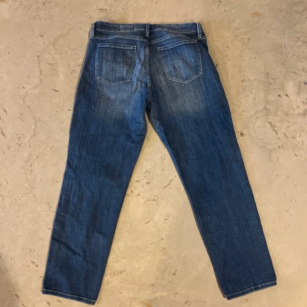 Cosmic Blue Love‎ Women’s Distressed Straight Leg Short Jeans 32” - Picture 2 of 6